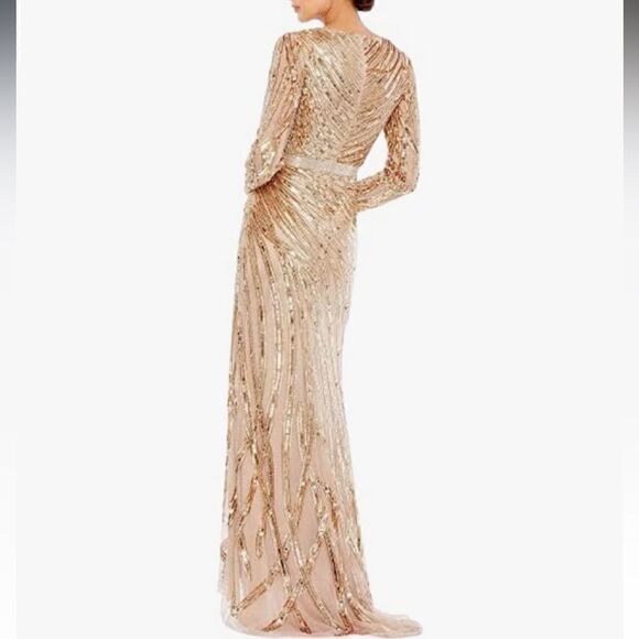 Mac Duggal 5438 V-Neck Dress for Evening - Gorgeous Formal Dress - Picture 2 of 7